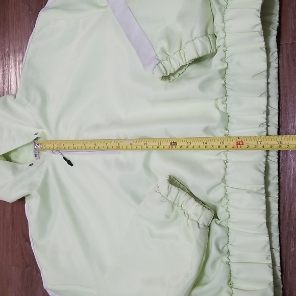 (M) Forever 21 Lightweight Neon Windbreaker Outdoor Sporty Hooded Jacket - Picture 4 of 9